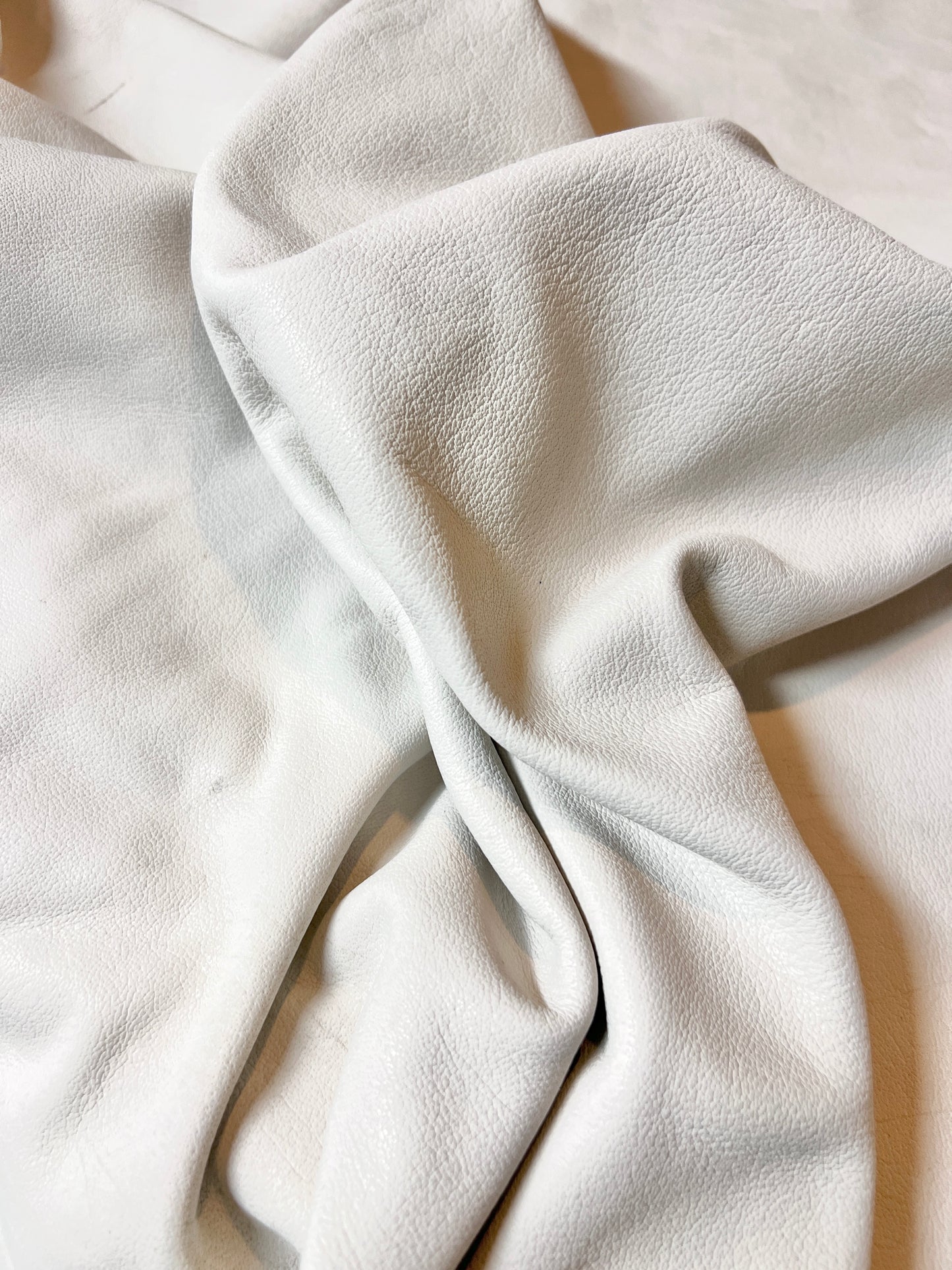 Buffalo Nappa White