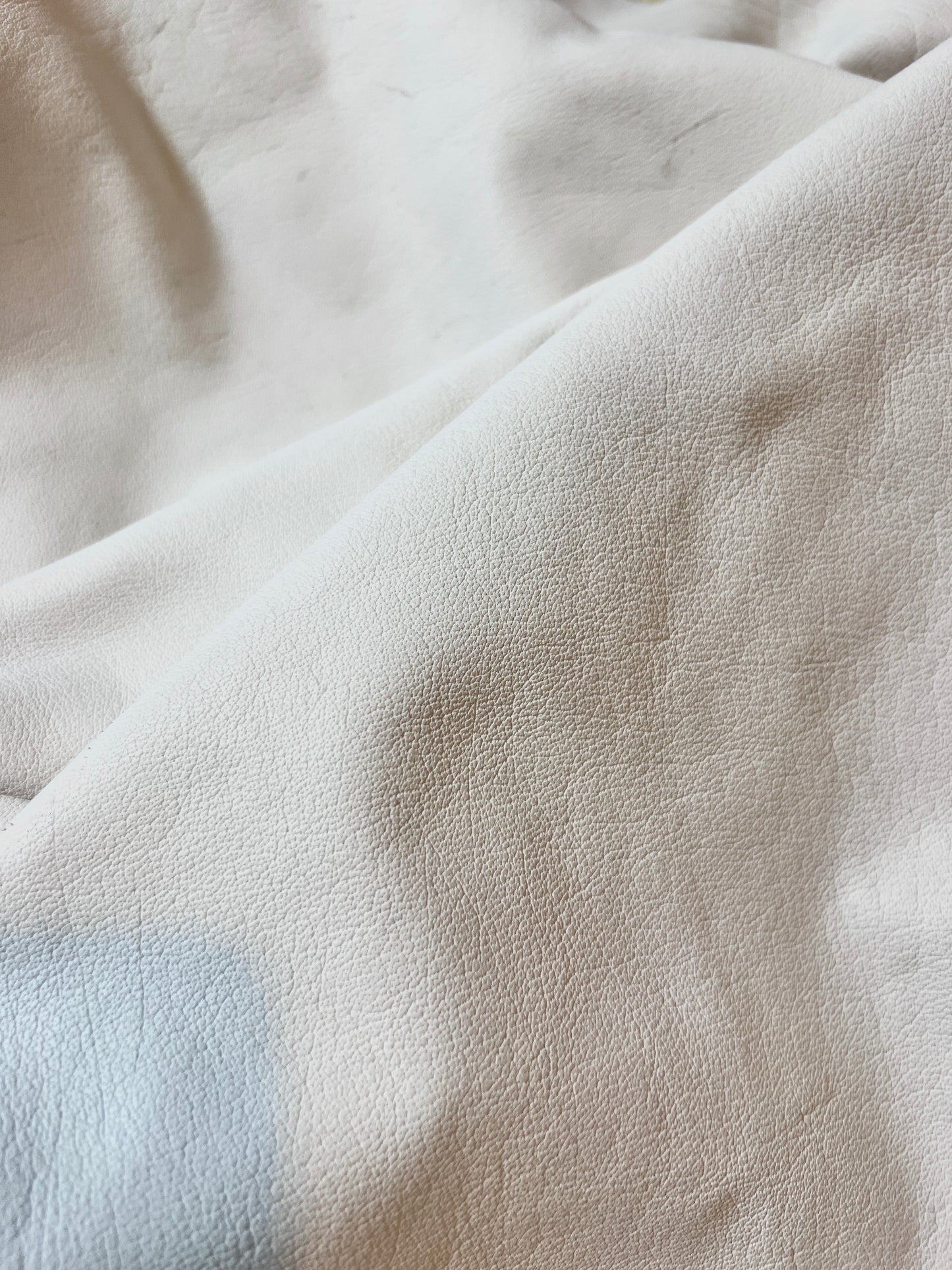 Buffalo Nappa White